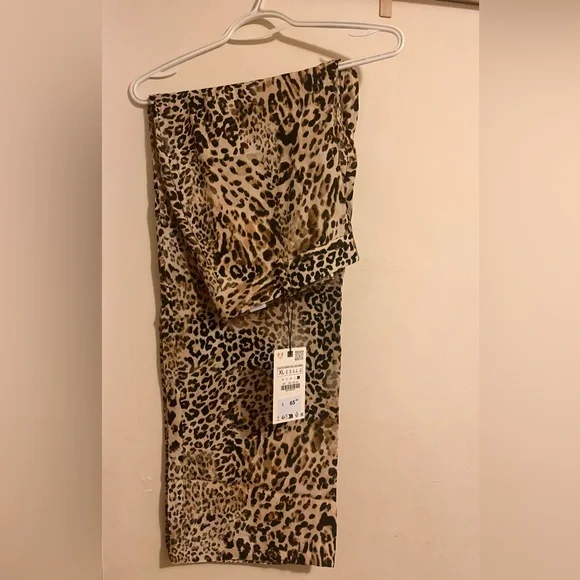 New ZARA Animal Print Straight leg pants - Picture 3 of 7